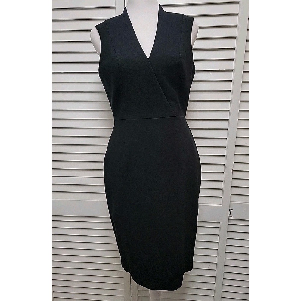 WHBM Petites Black Sleeveless Sheath Dress Hidden Zipper Back Deep V SZ 2P